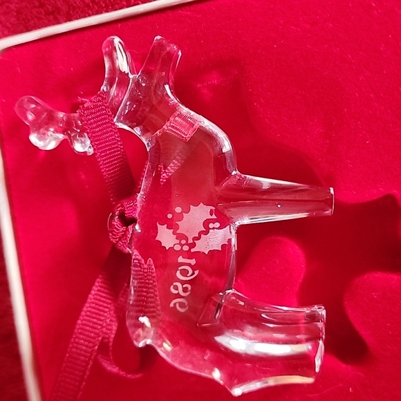 1986 Vintage, Orrefors Crystal Christmas Reindeer Ornament. In Original Box. - Picture 6 of 8